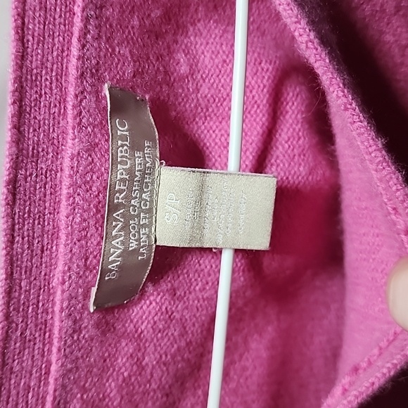 Cardigan - Picture 2 of 2